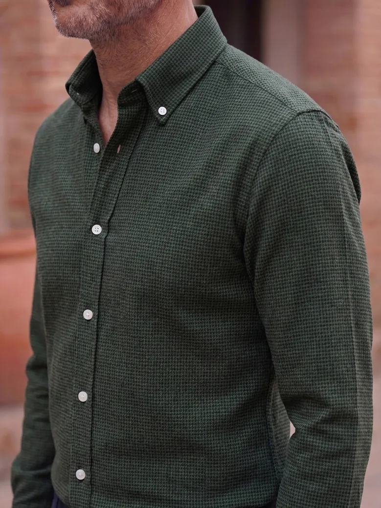 Easy-iron plain white poplin shirt