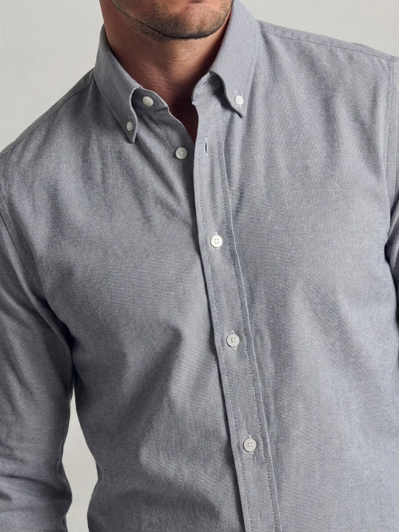 Easy-iron plain white poplin shirt
