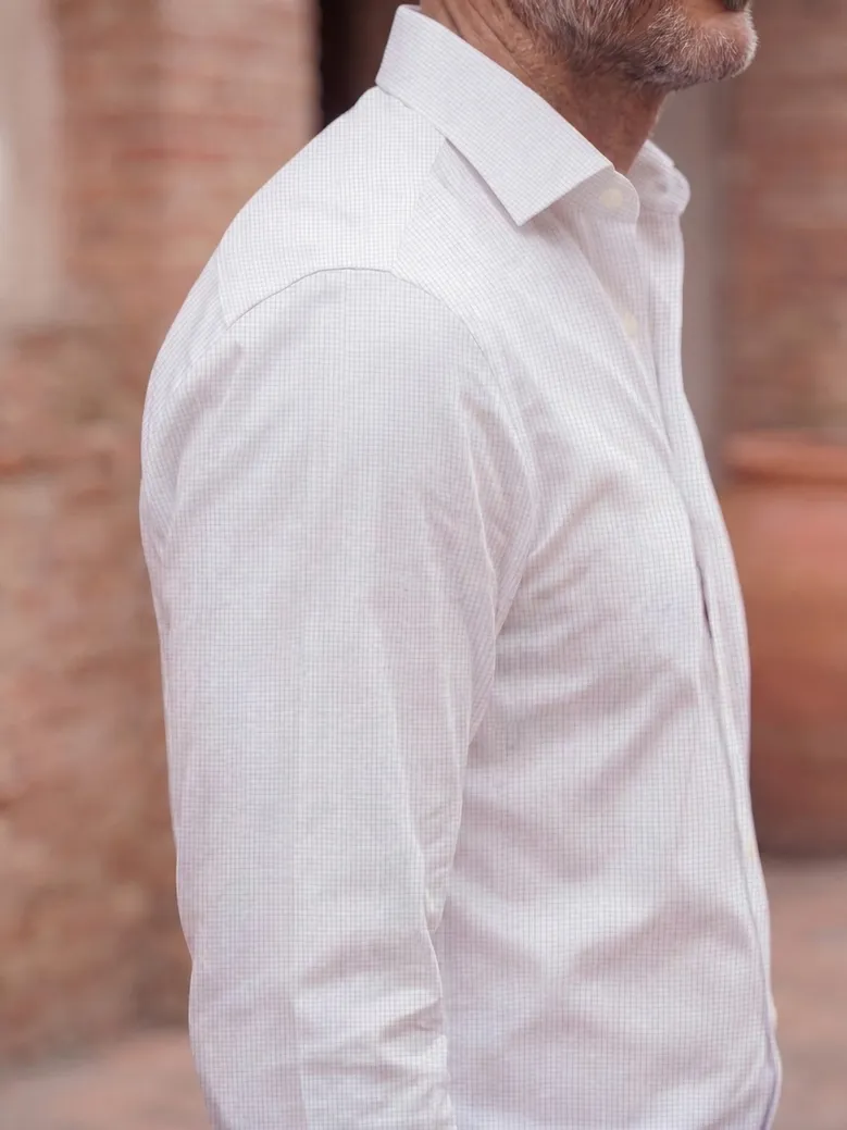 Easy-iron plain white poplin shirt